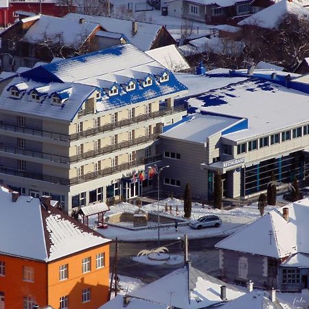 Hotel Ineul Rodna Eksteriør billede