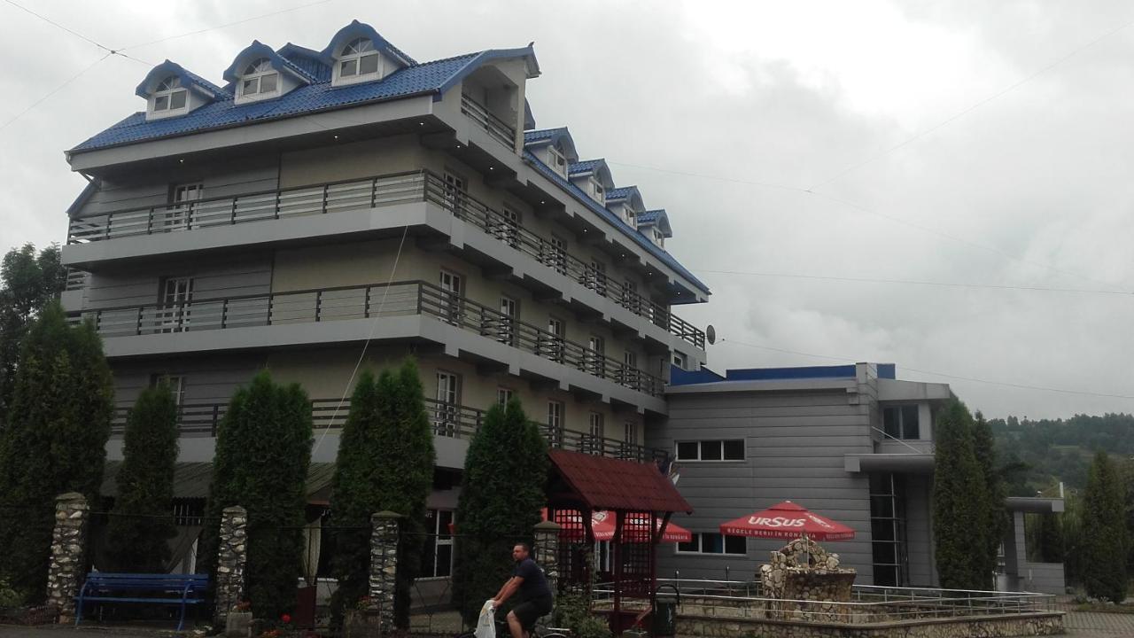 Hotel Ineul Rodna Eksteriør billede